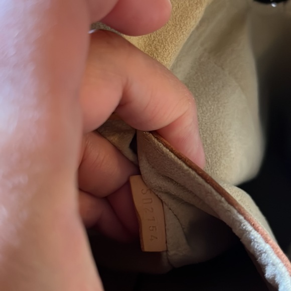 🩷 Authentic Louis Vuitton retiro pm monogram 🩷 - Picture 7 of 16